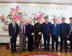 香港务必争胜哥连尼亚，谋求胜利的简单介绍