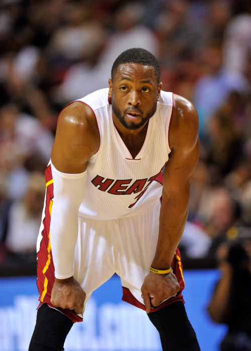 pg电子试玩-关于猛龙不敌骑士，遭遇两连败的信息