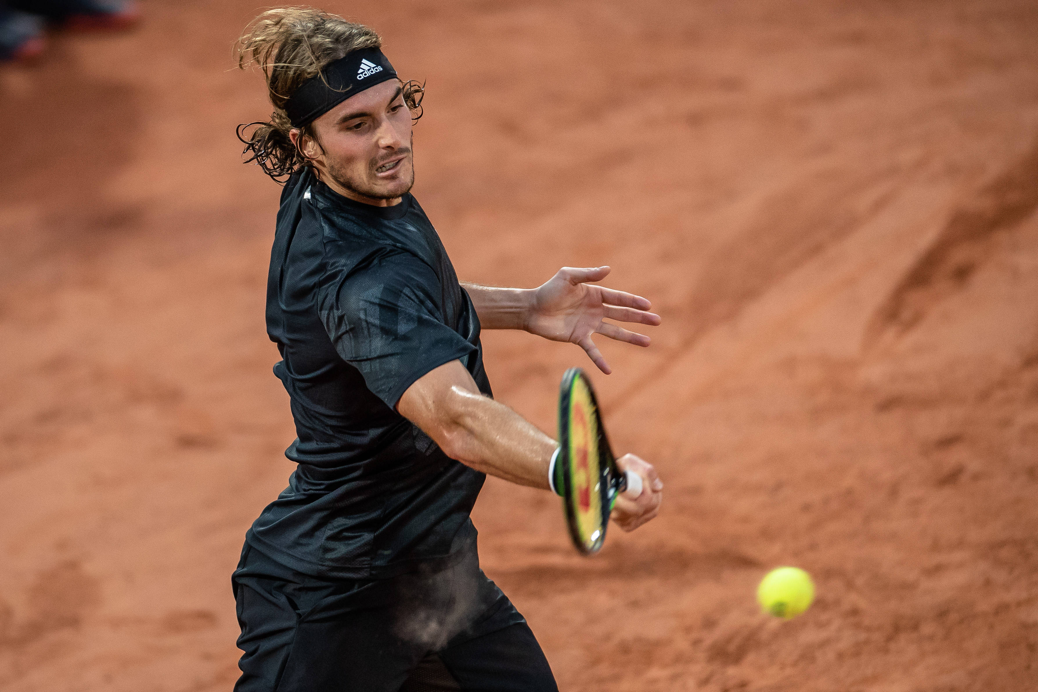 欧洲网球队绝地反击日本网球队,西西帕斯送出助攻的简单介绍 欧洲网球队绝地反击日本网球队,西西帕斯送出助攻的简单介绍