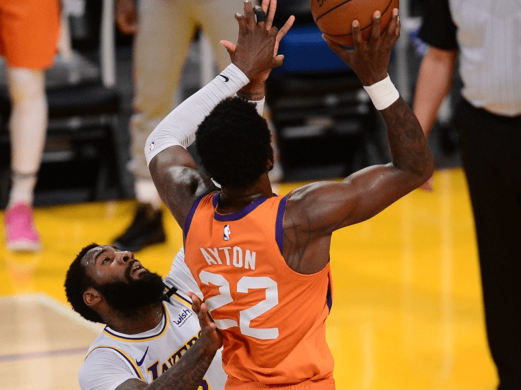 世界排名争夺战之夜，保罗舞台越大越强